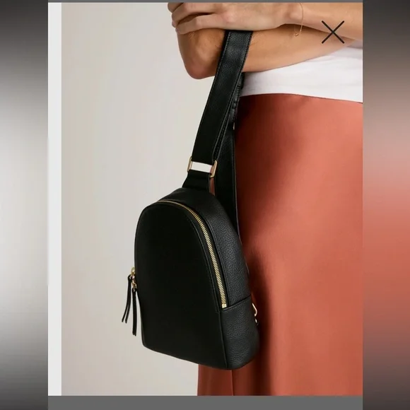 Quince Italian Leather Sling Pack - Picture 8 of 15